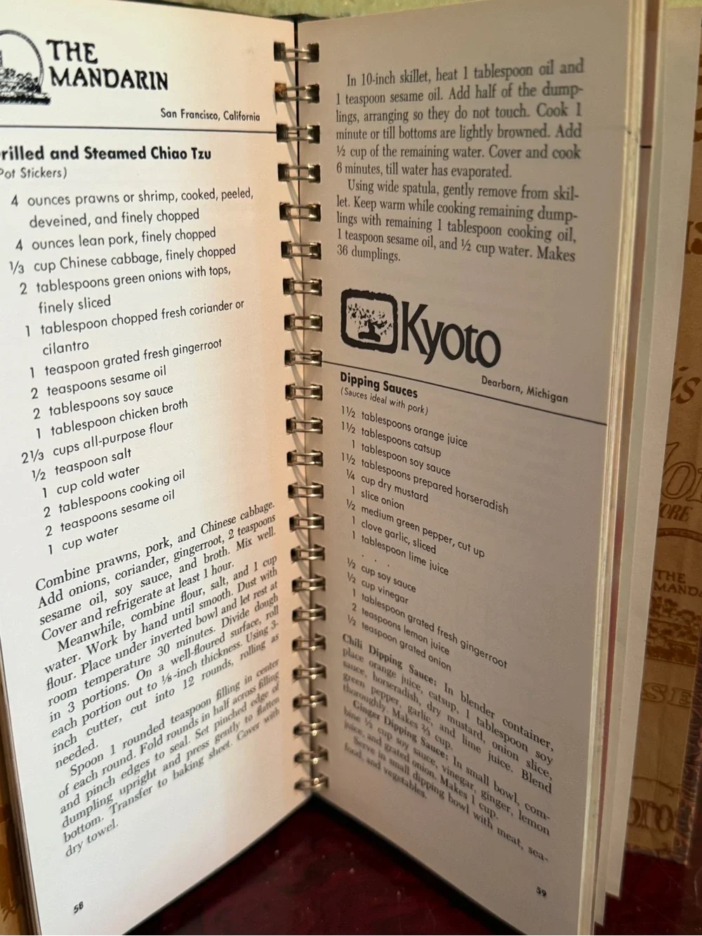 Vintage 1978 Benson & Hedges 100 Greatest Restaurants Spiral Cookbook